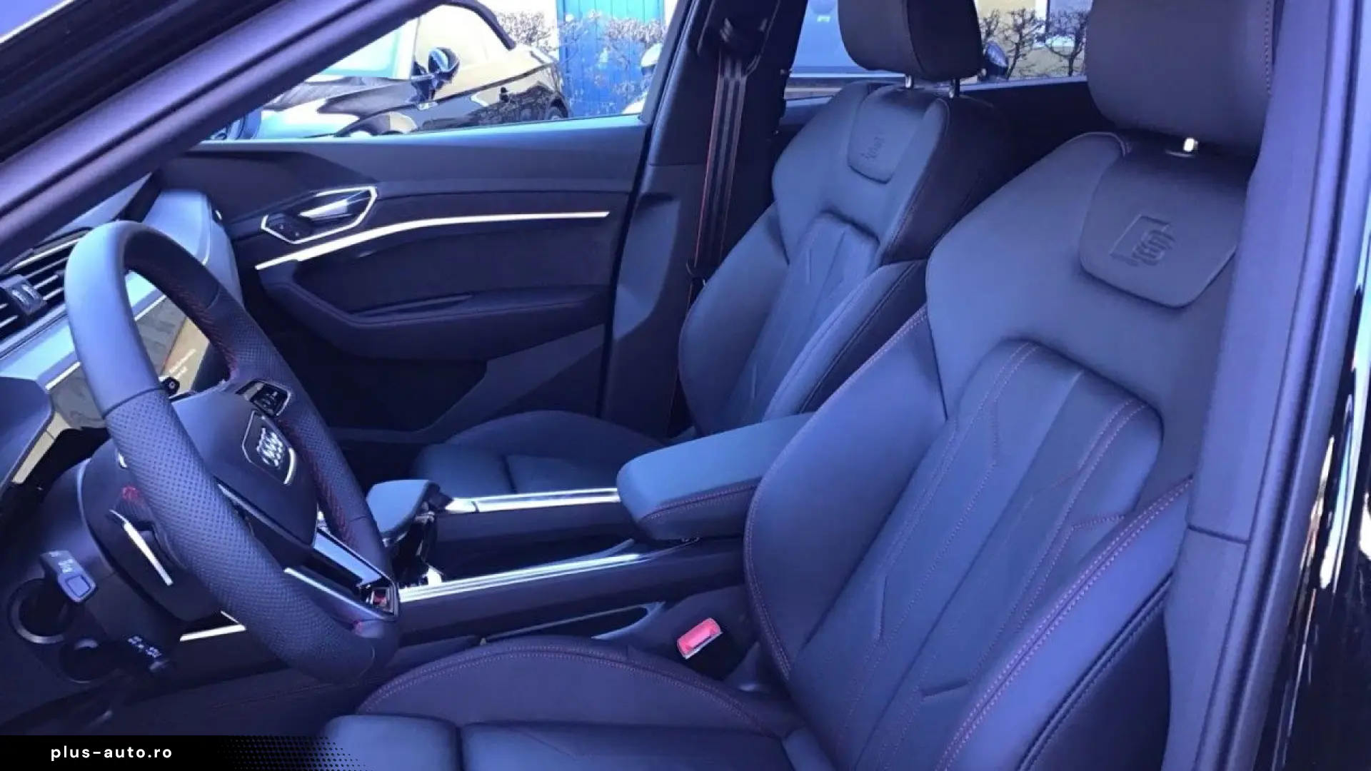 Audi Q8 e-tron S line 55 quattro 300 kW