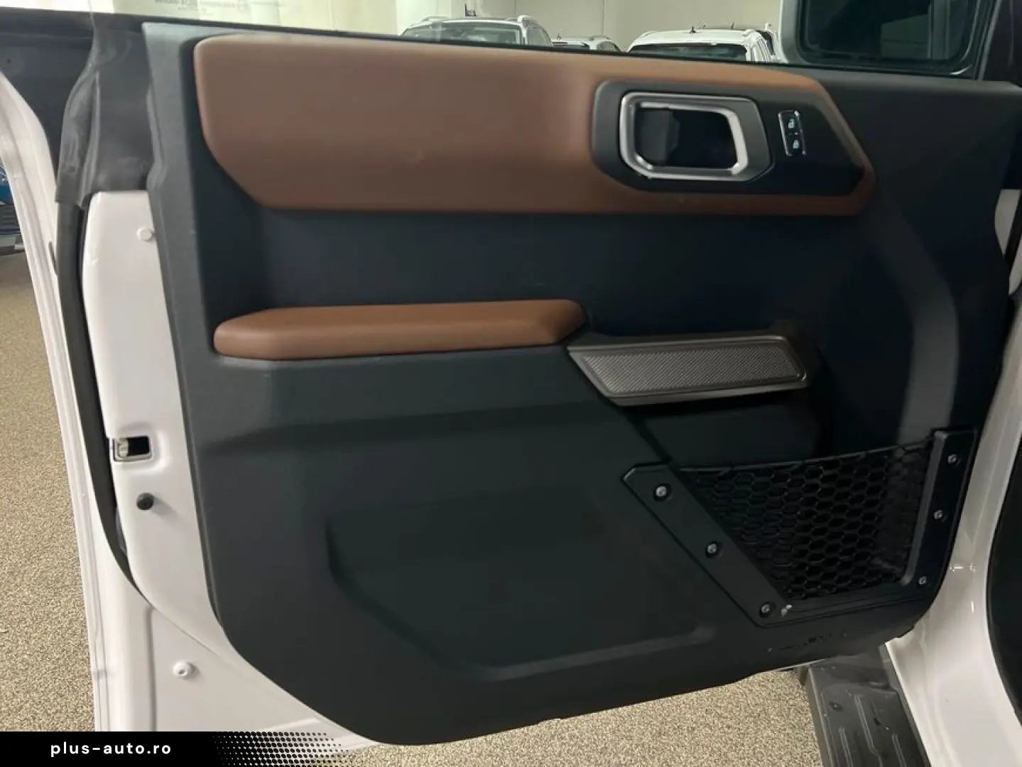 FORD Bronco 2 3T Outerbanks Softop Navi AHK