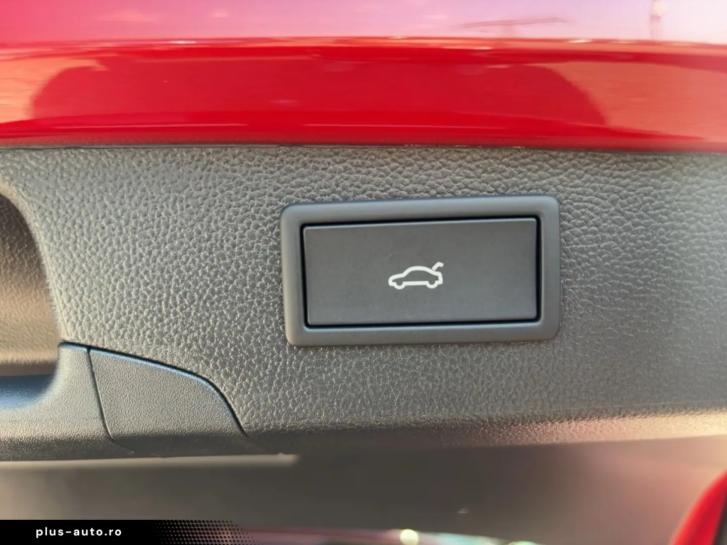 VW Passat 2.0 TDI DSG 4M Elegance AHZV Kamera LED N