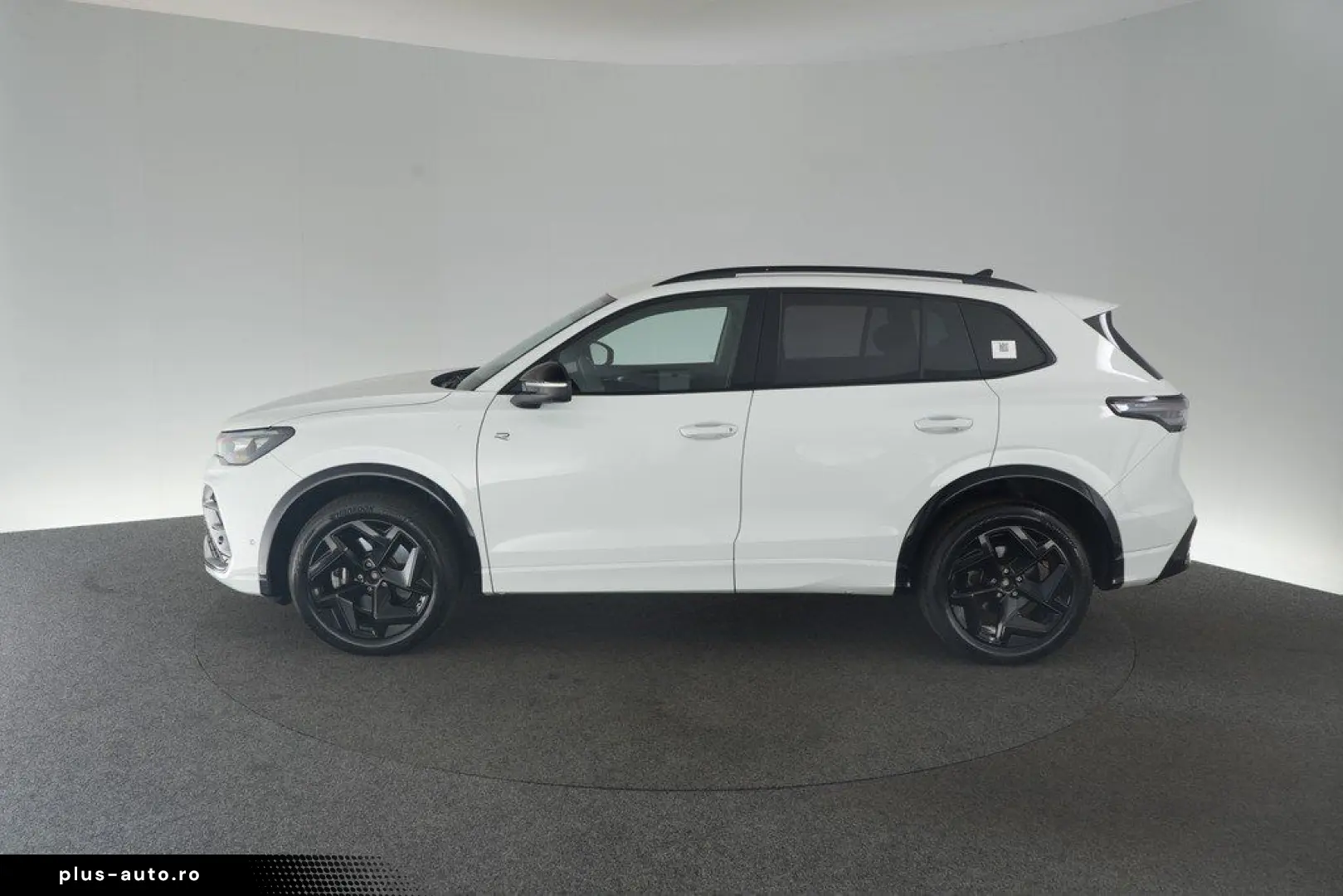 VW Tiguan 2.0 TSI 4M DSG R line 360  Kamera AHK ACC