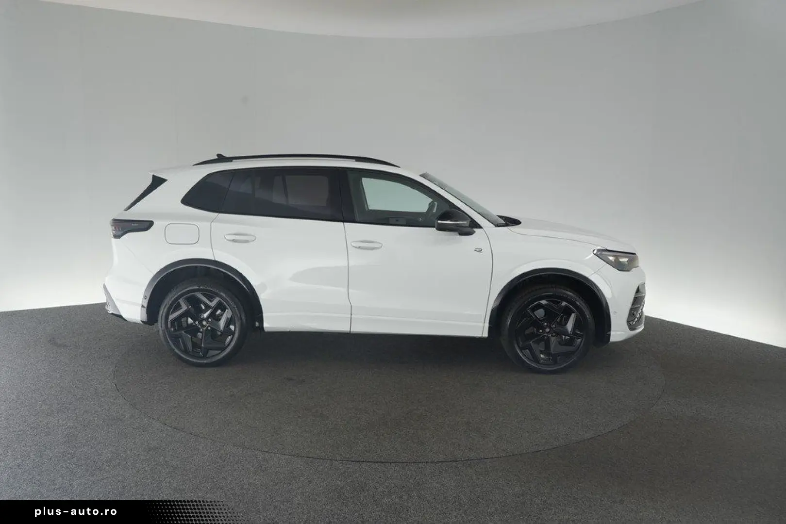 VW Tiguan 2.0 TSI 4M DSG R line 360  Kamera AHK ACC