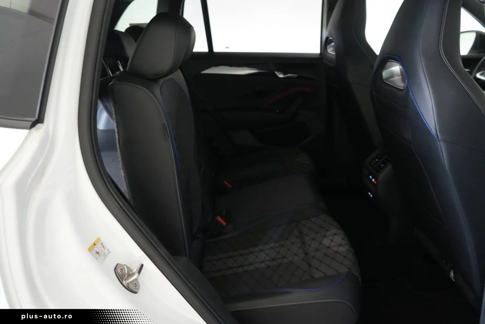 VW Tiguan 2.0 TSI 4M DSG R line 360  Kamera AHK ACC