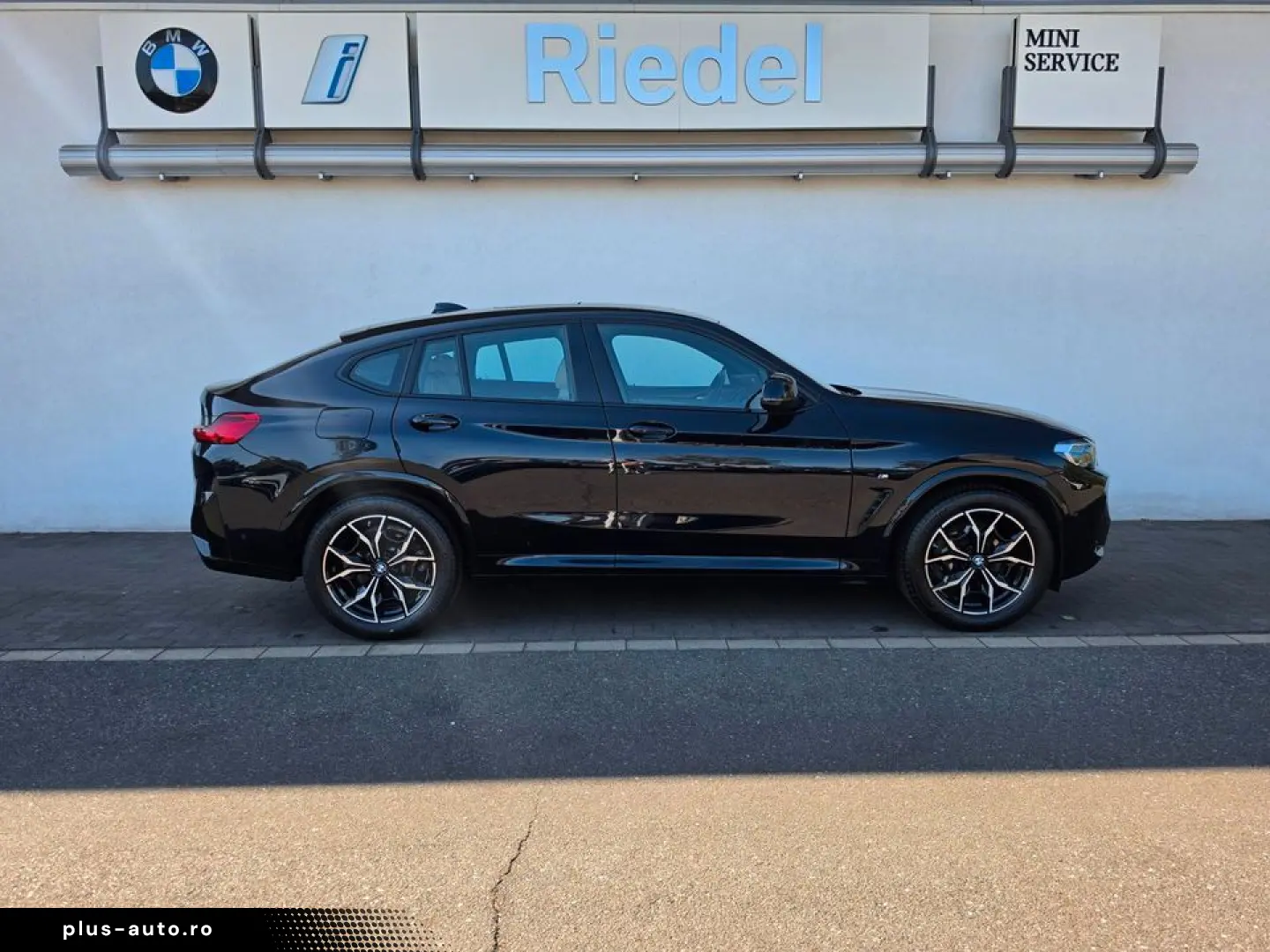 BMW X4 xDrive30d M Sportpaket AHK ab 2 49% eff.
