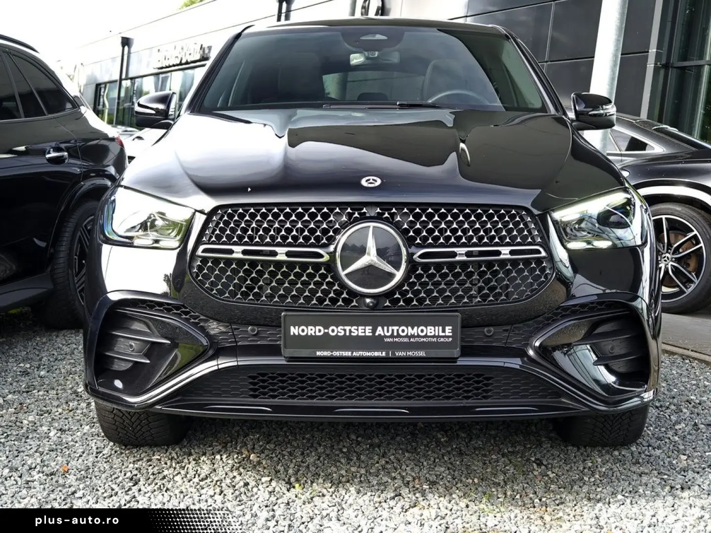 MERCEDES-BENZ GLE 450 d 4M COUPE AMG NIGHT AHK BURMEST PANO