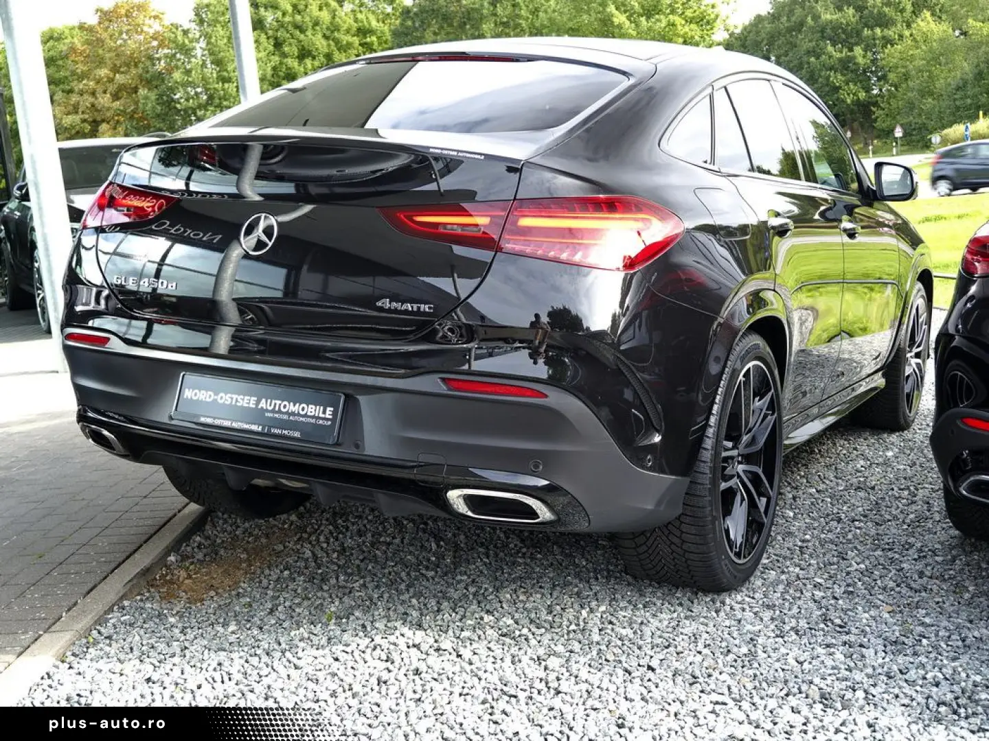 MERCEDES-BENZ GLE 450 d 4M COUPE AMG NIGHT AHK BURMEST PANO