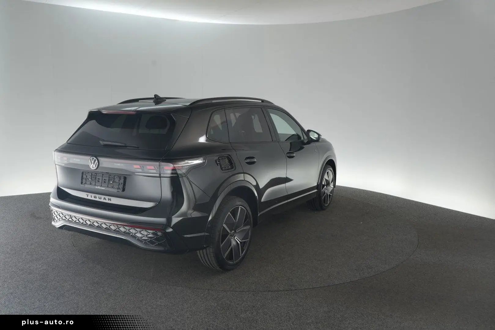 VW Tiguan 2.0 TSI 4Motion DSG R line AHK Navi ACC