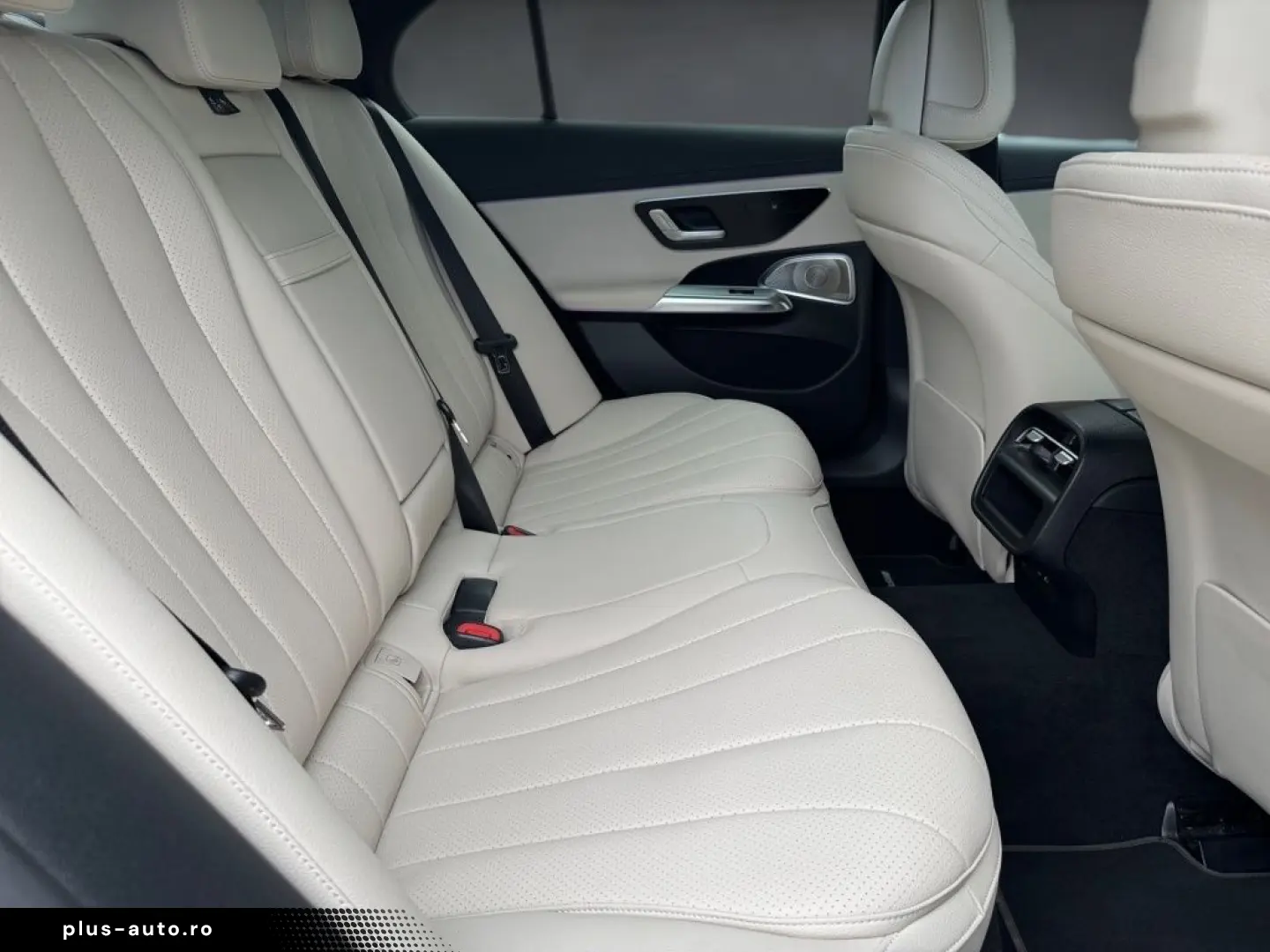 MERCEDES-BENZ E-Class 2025 — imagine 4