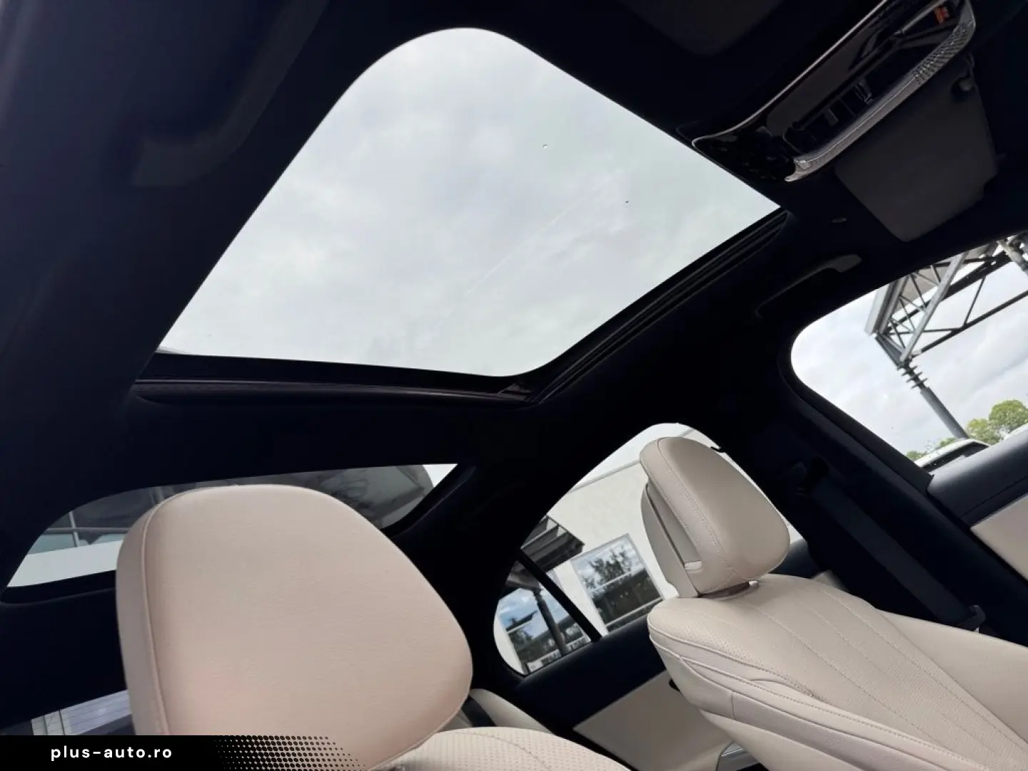 MERCEDES-BENZ E-Class 2025 — imagine 2