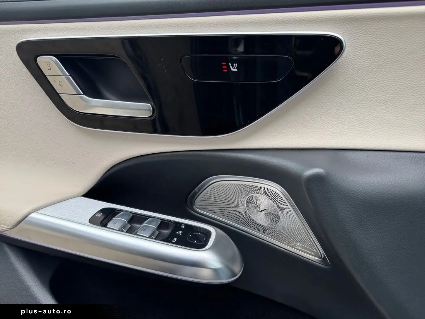 MERCEDES-BENZ E-Class 2025 — imagine 9