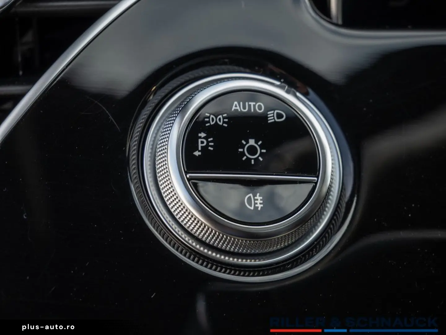 MERCEDES-BENZ E 400e AMG Line Premium Plus 4MATIC LE&hellip;