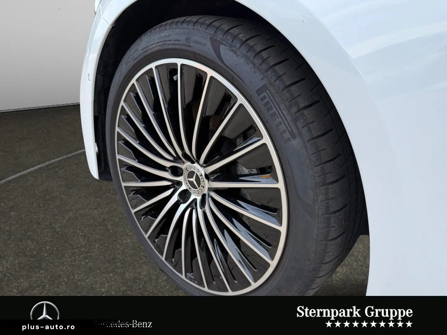 MERCEDES-BENZ E 220 d AMG Distronic Pano SUPER Night&hellip;
