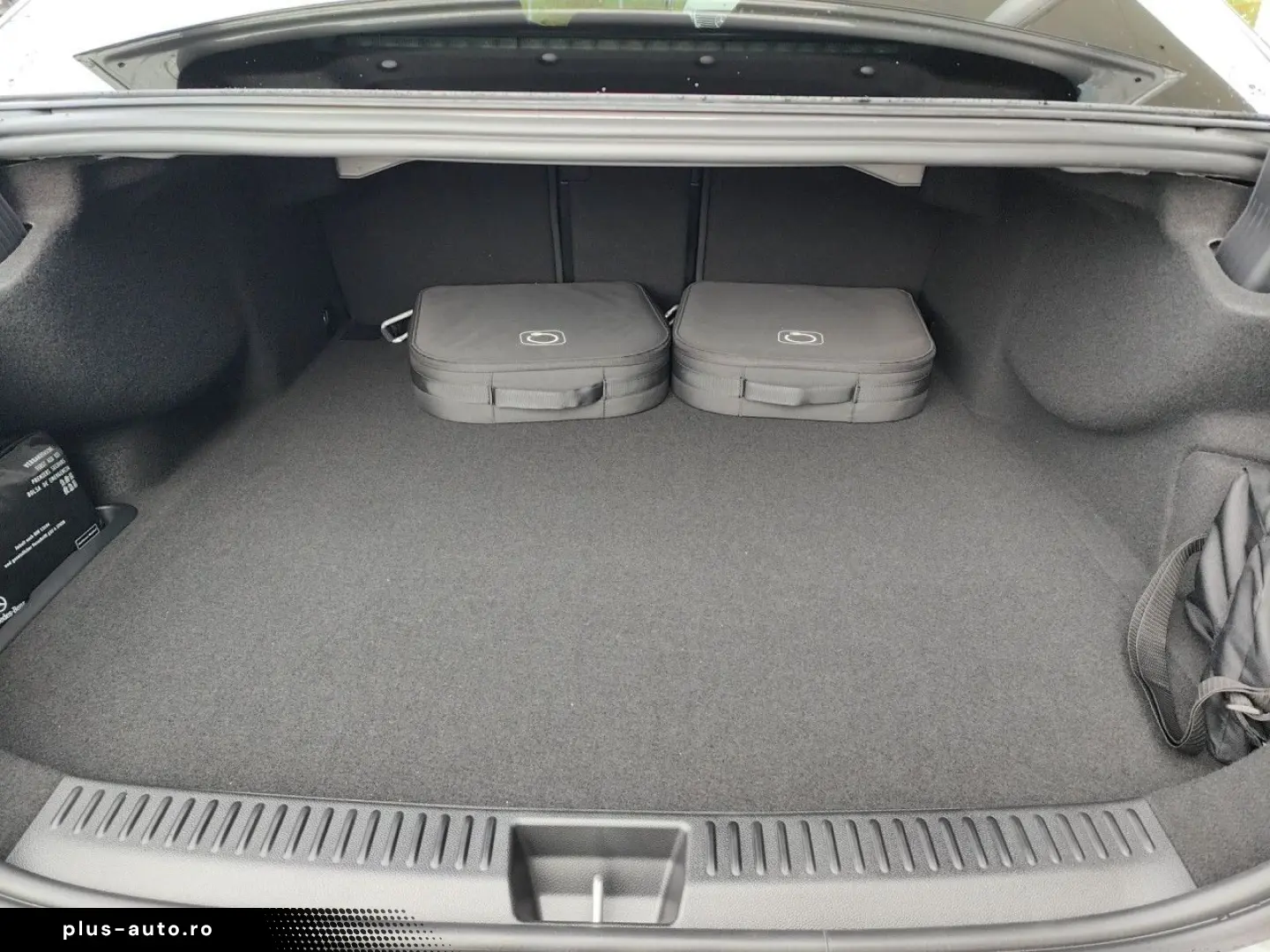 MERCEDES-BENZ E 53 Hybrid 4MATIC AMG AHK PANO HANDS-FREE