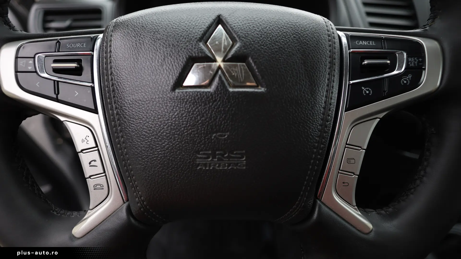 Mitsubishi L200	DoubleCab 4x4 2.2 D 150CP