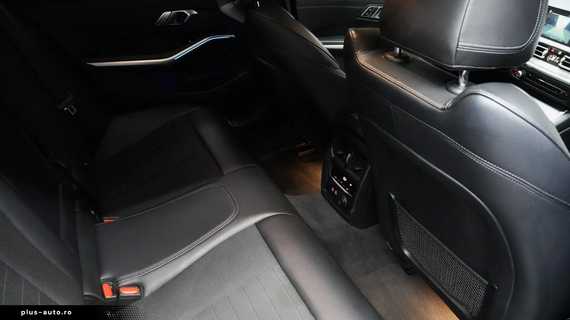 BMW 320d xDrive AT