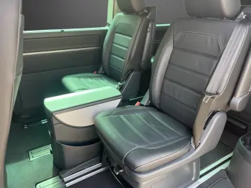 VW T7 Multivan DSG Kurz 4Motion Highline