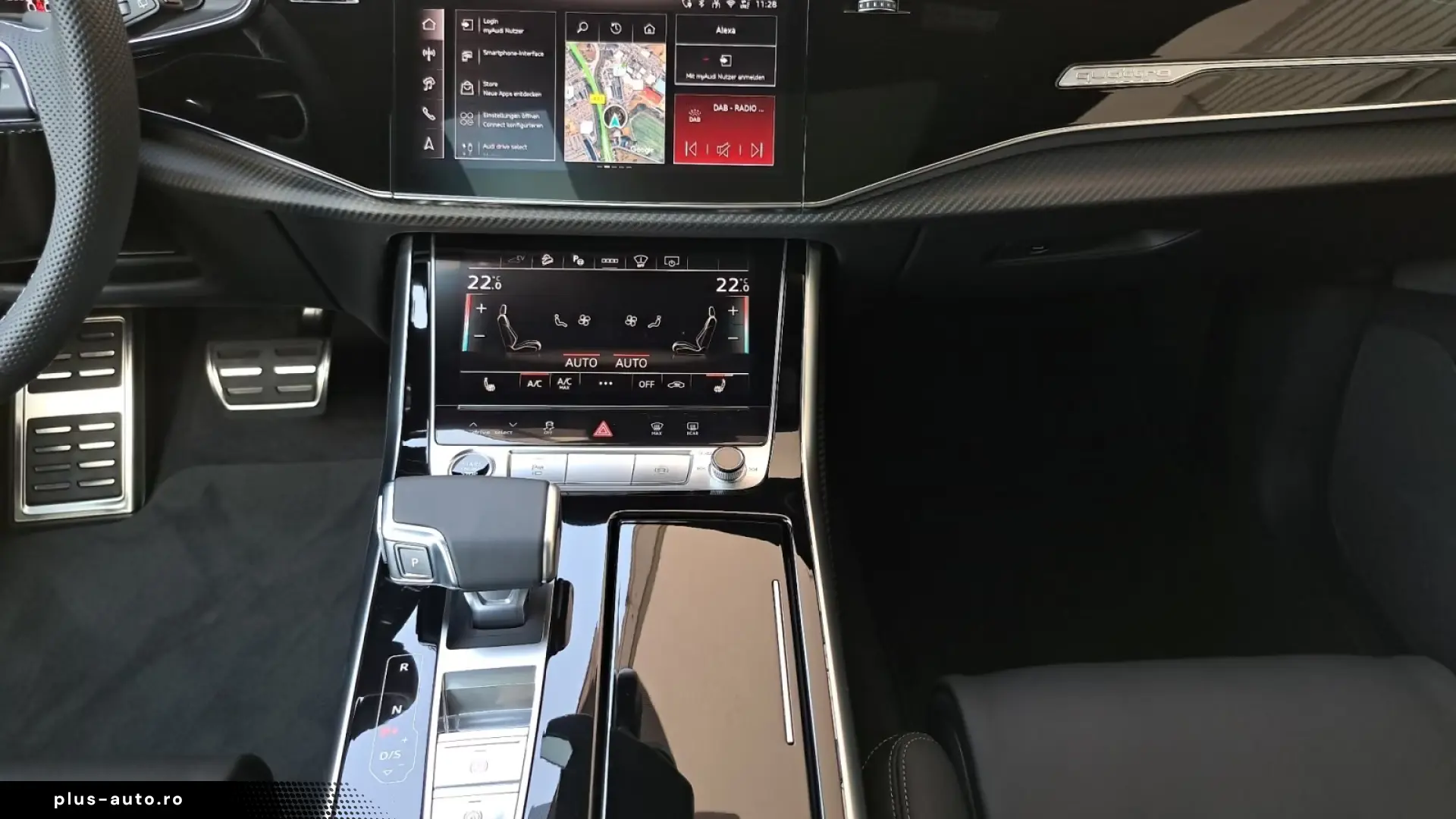 Audi Q8 TFSie quattro tiptr. S line PANO AHK 22  AIR