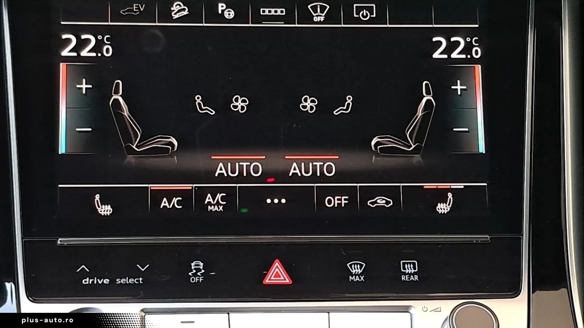 Audi Q8 TFSie quattro tiptr. S line PANO AHK 22  AIR