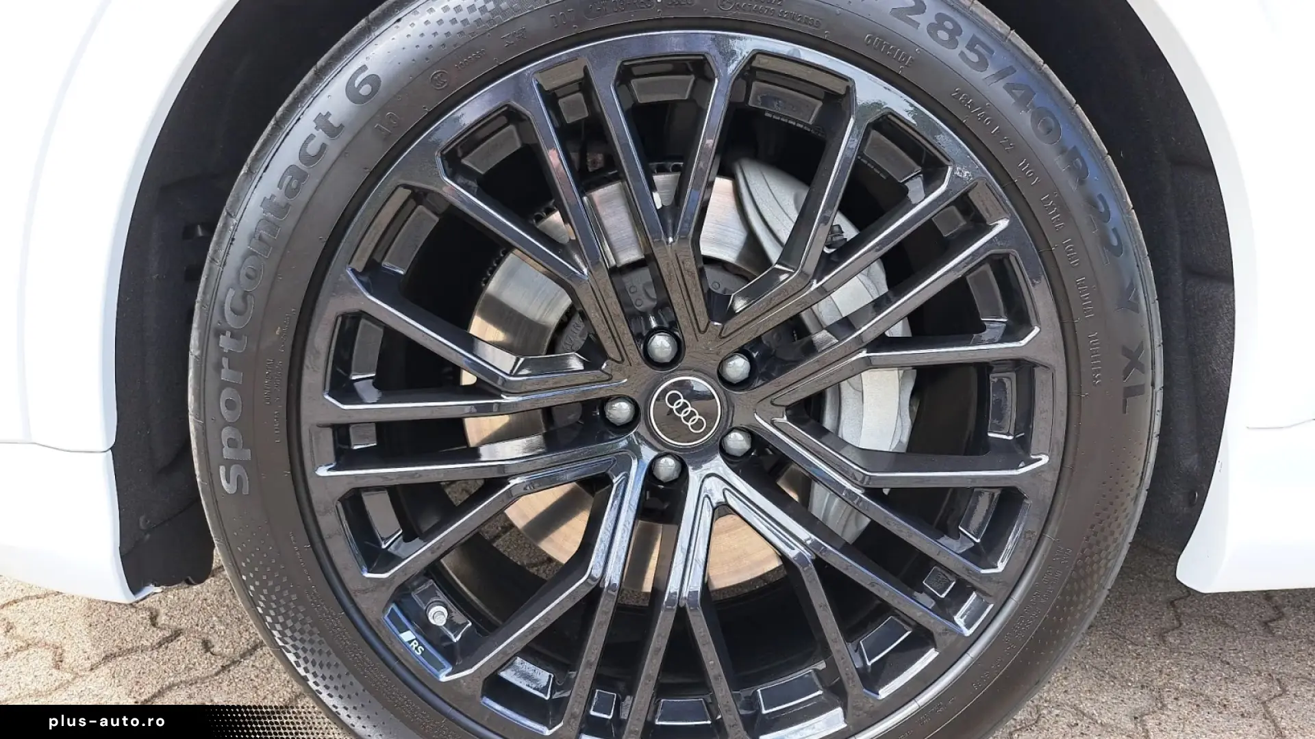 Audi Q8 TFSie quattro tiptr. S line PANO AHK 22  AIR