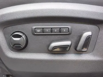VW T6.1 Multivan 4M DSG GenaSix LED Nav Kamera AHK