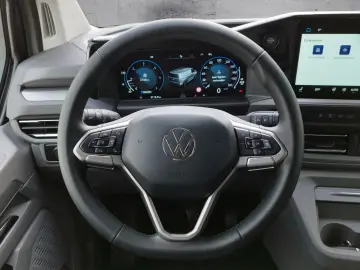 VW T7 Caravelle Style 2.0 TDI 4M DSG H&K AHK PANO