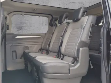 VW T7 Caravelle Style 2.0 TDI 4M DSG H&K AHK PANO