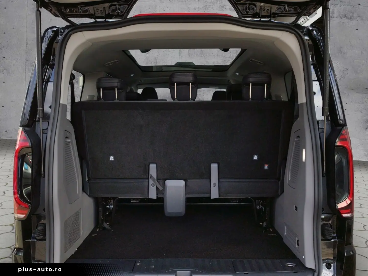 VW T7 Caravelle Style 2.0 TDI 4M DSG H&K AHK PANO