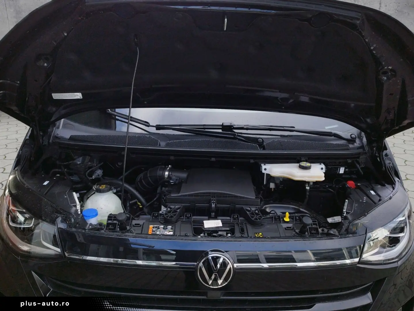 VW T7 Caravelle Style 2.0 TDI 4M DSG H&K AHK PANO