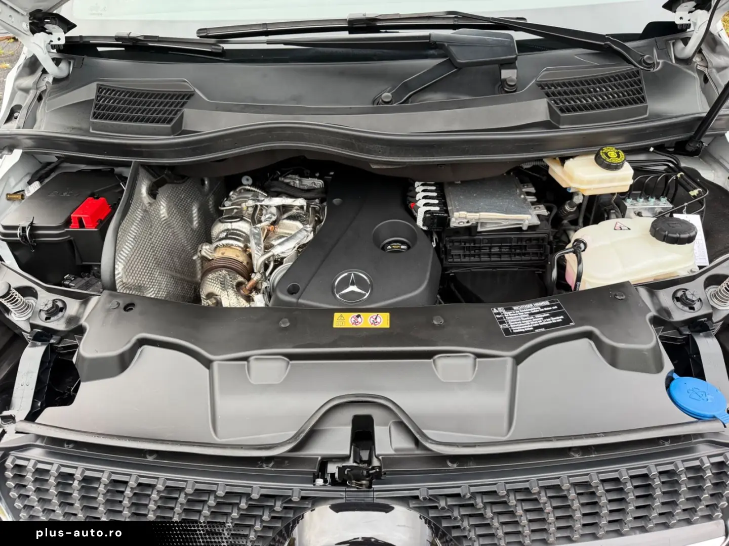 MERCEDES-BENZ V300 Avantgarde AMG Night 4x4 AirMatic&hellip;