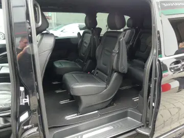 MERCEDES-BENZ V 300 d EDITION 4MAT lang AMG 3xeTÜR S…