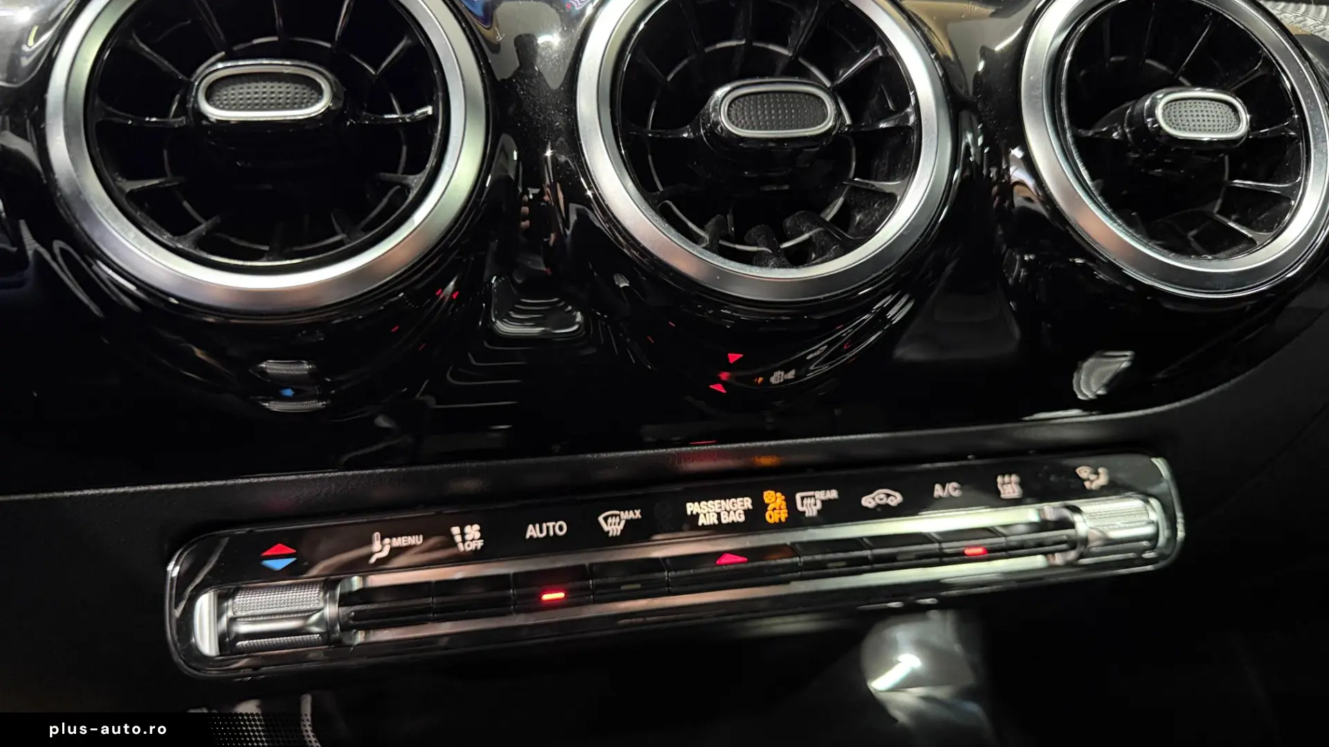 MERCEDES-BENZ A 250E BUSINESS SOLUTION