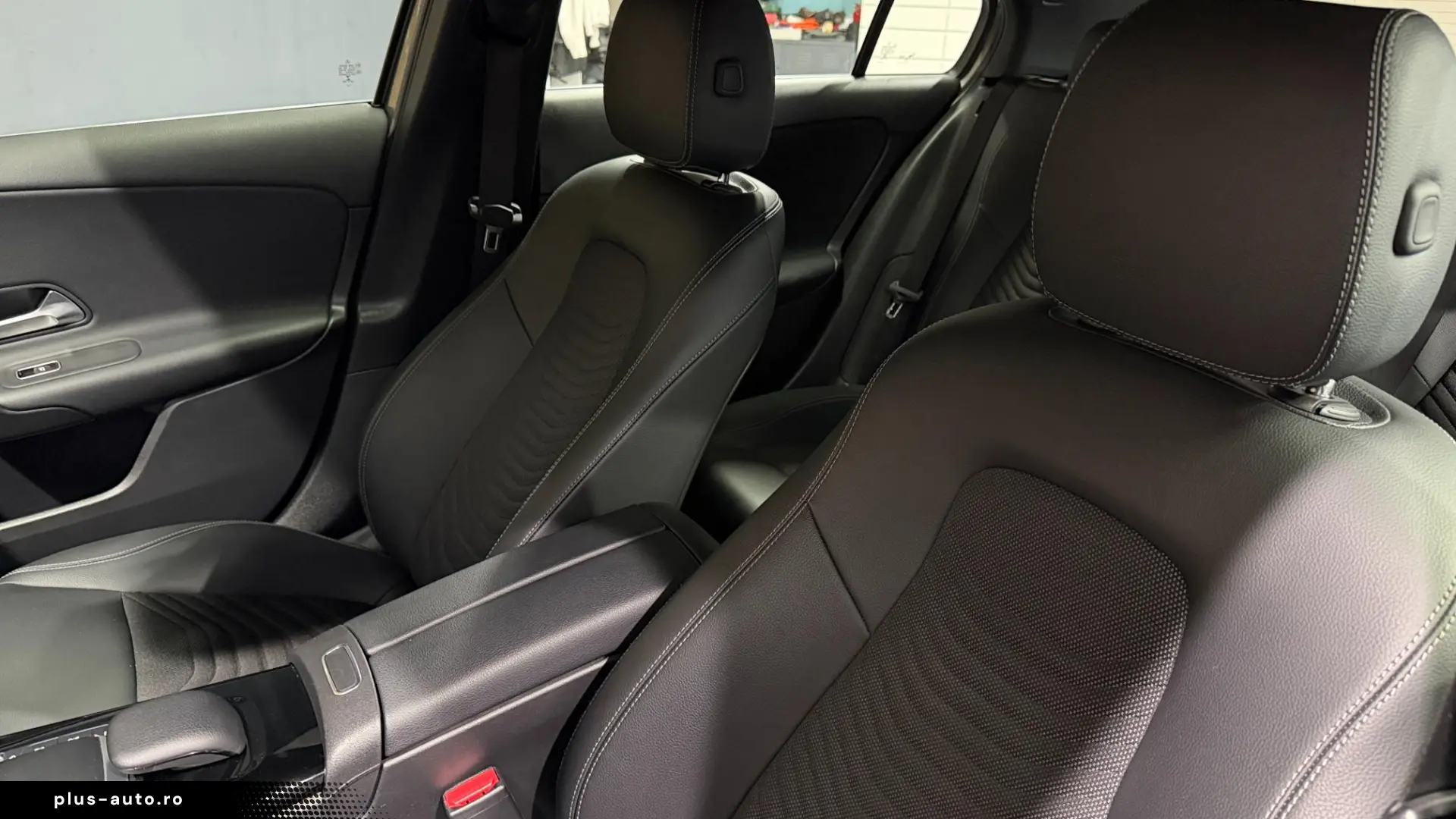 MERCEDES-BENZ A 250E BUSINESS SOLUTION