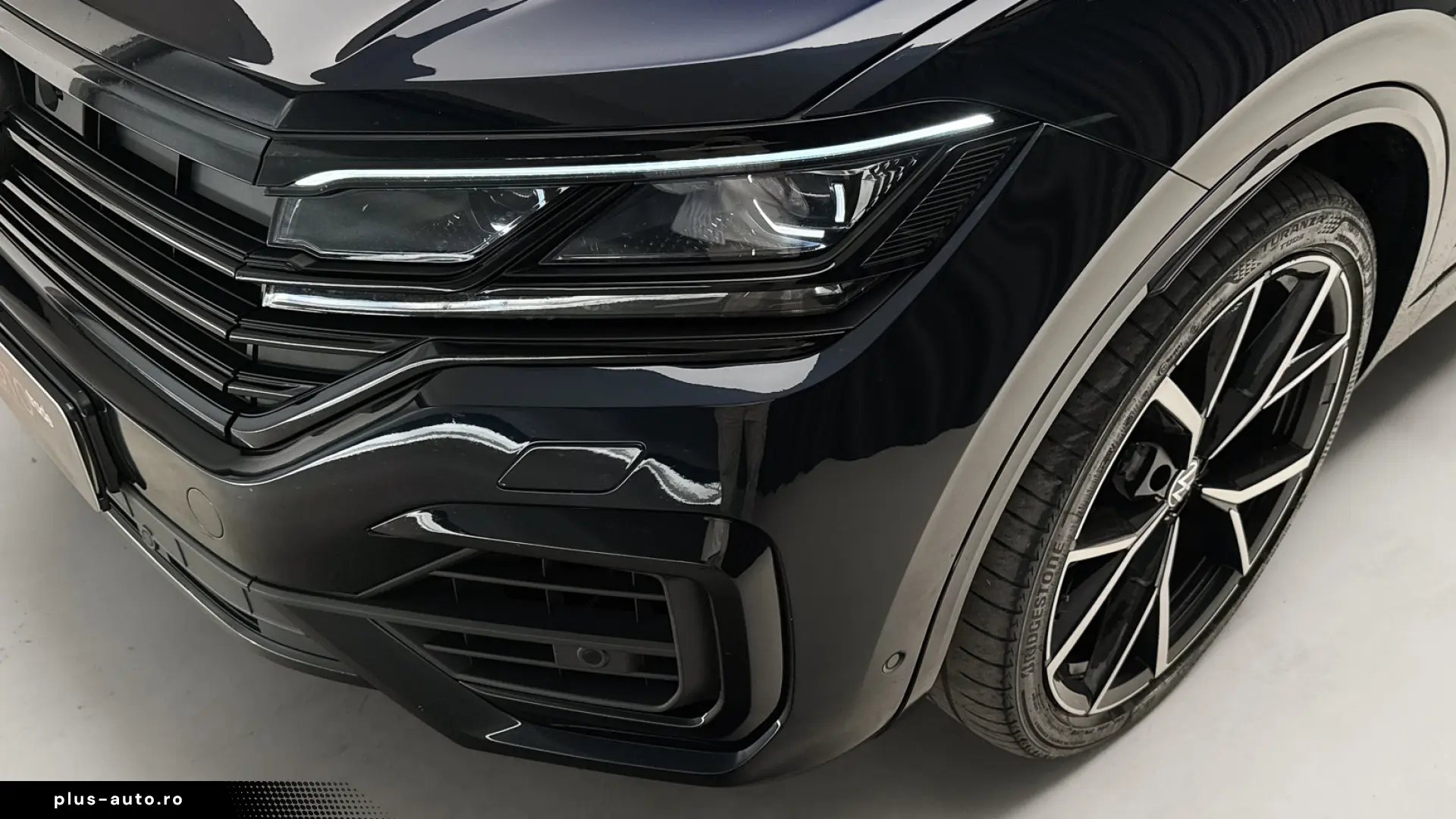 Volkswagen Touareg 3.0 TSI 4Motion R-Line