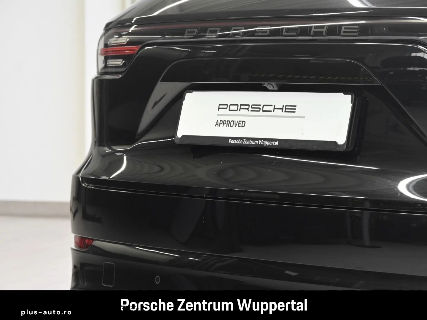 PORSCHE Cayenne Platinum Edition SurroundView Luftfed. I