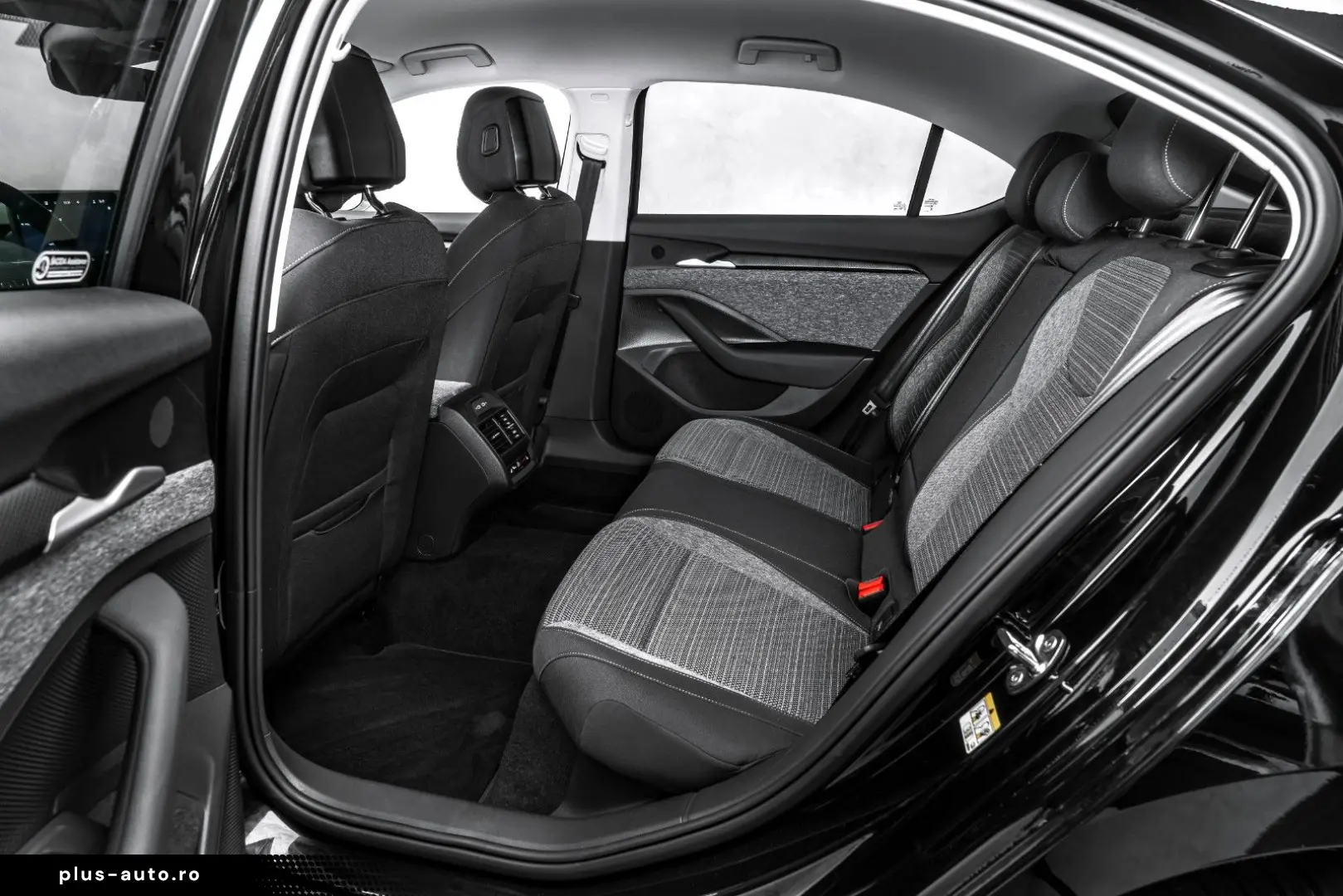SKODA Superb Lim. 2.0 TDI DSG 110 kW LED