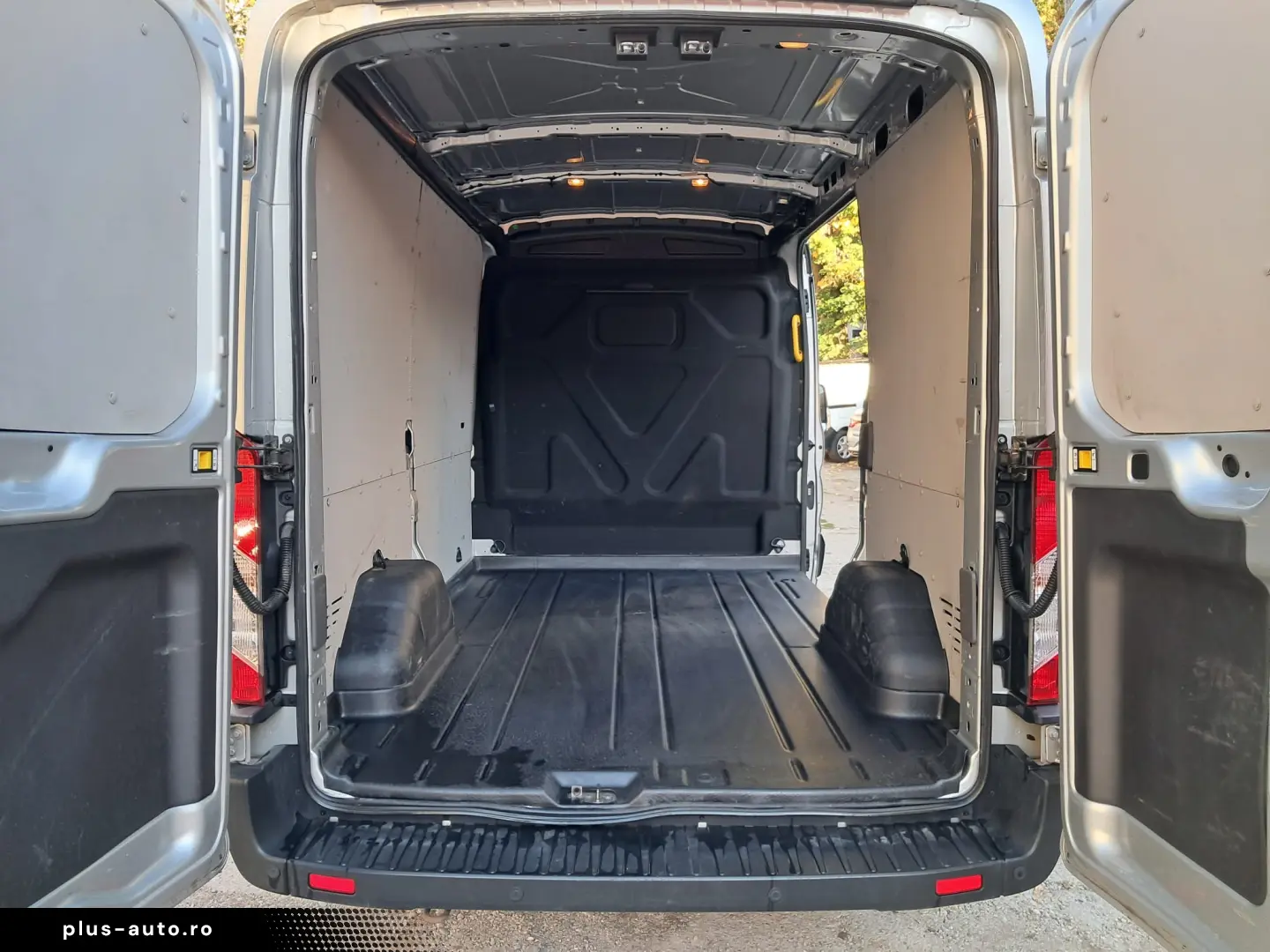 FORD TRANSIT L2H2 TREND 2.0TDCI 130CP 2021