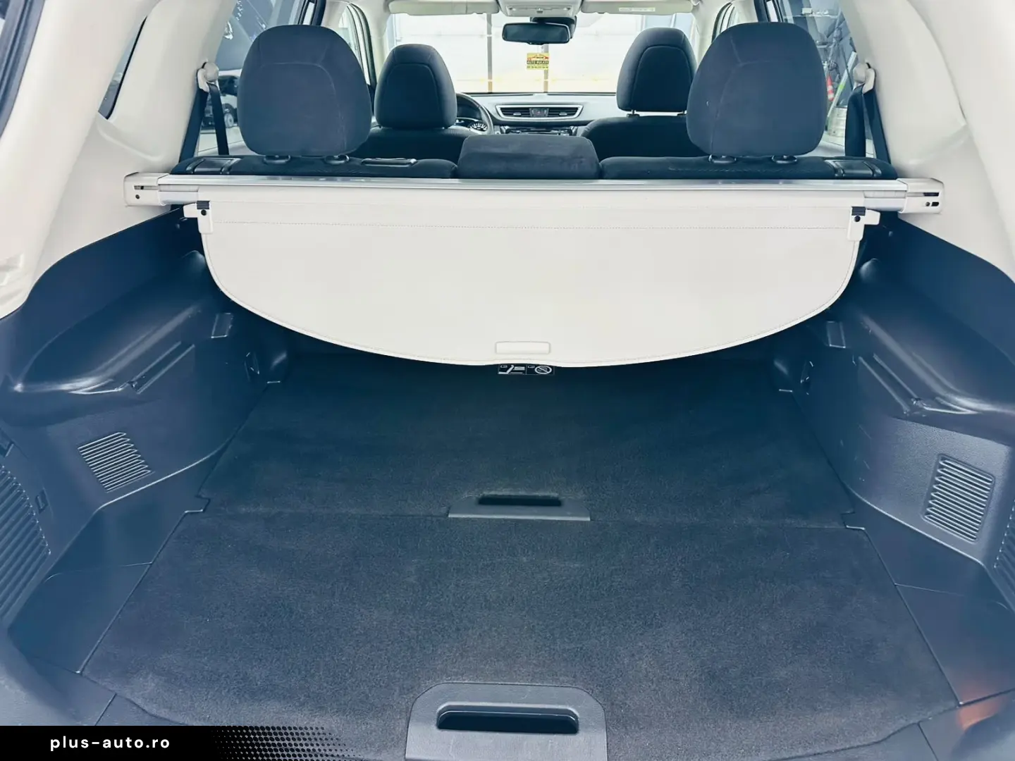 NISSAN X-TRAIL 2016 1.6D E6 Garantie 12 Luni Rate Avans 0 Do