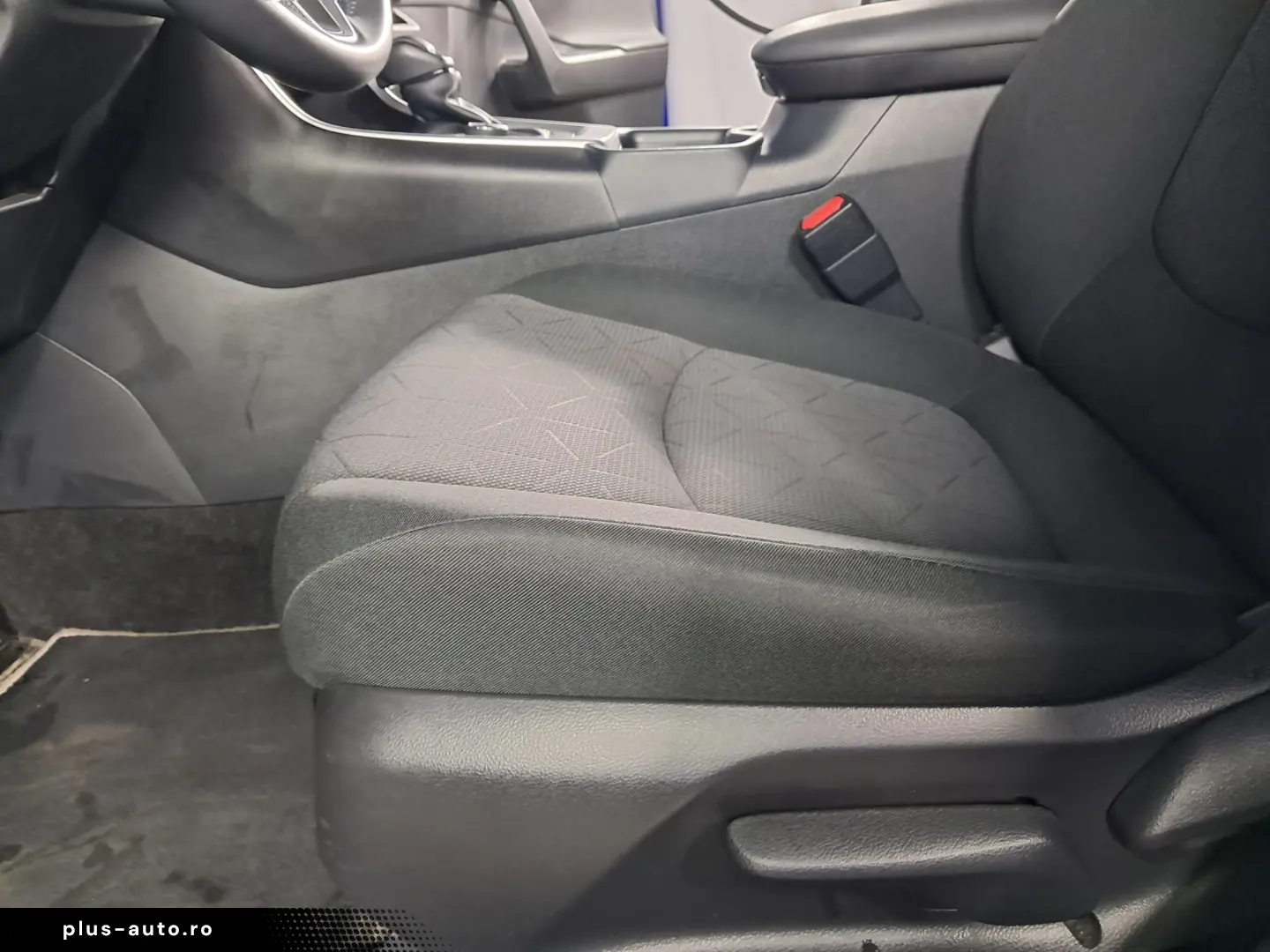 TOYOTA RAV 4 DYNAMIC HSD E-CVT AWD 178CP 2022
