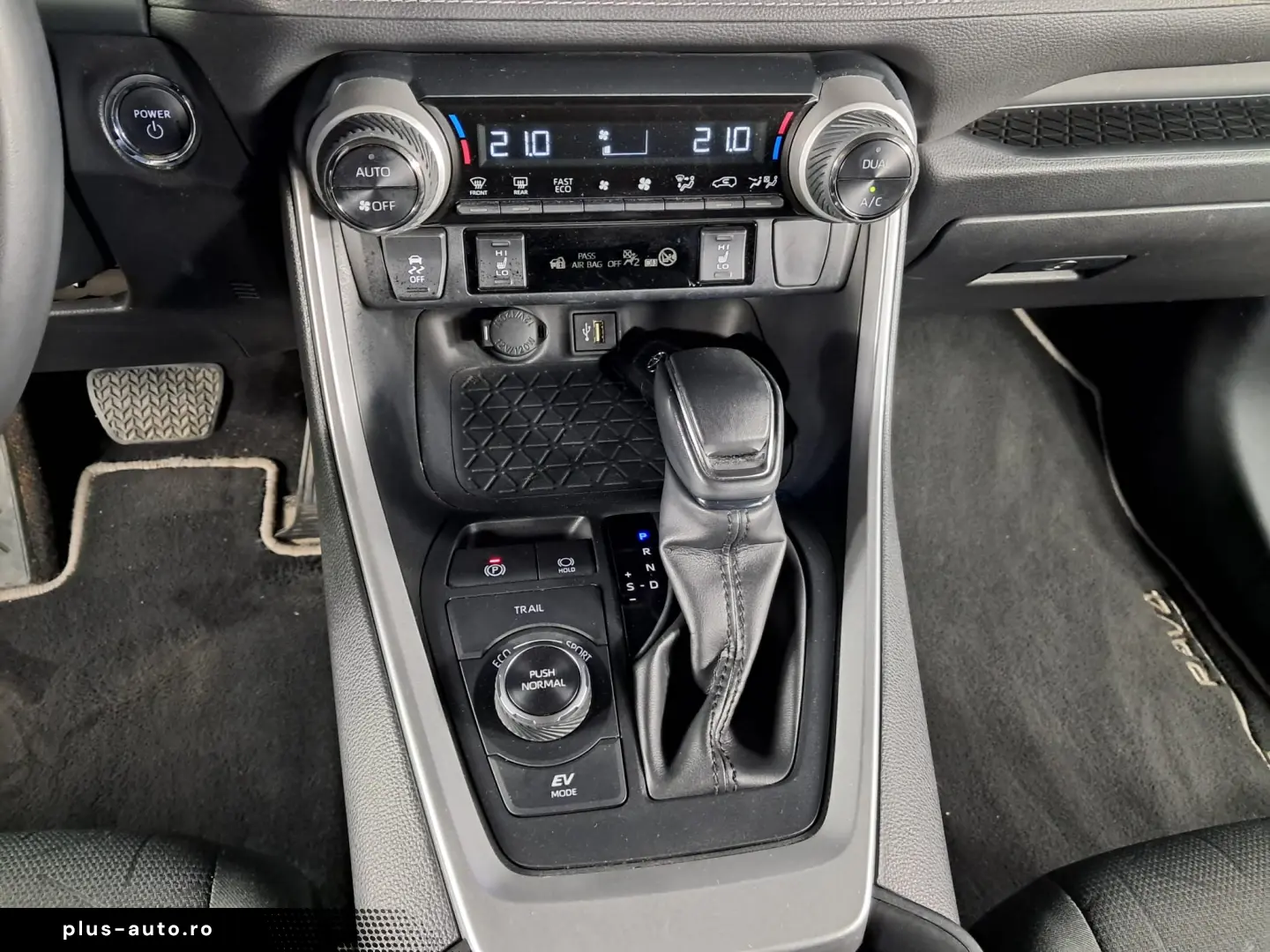 TOYOTA RAV 4 DYNAMIC HSD E-CVT AWD 178CP 2022