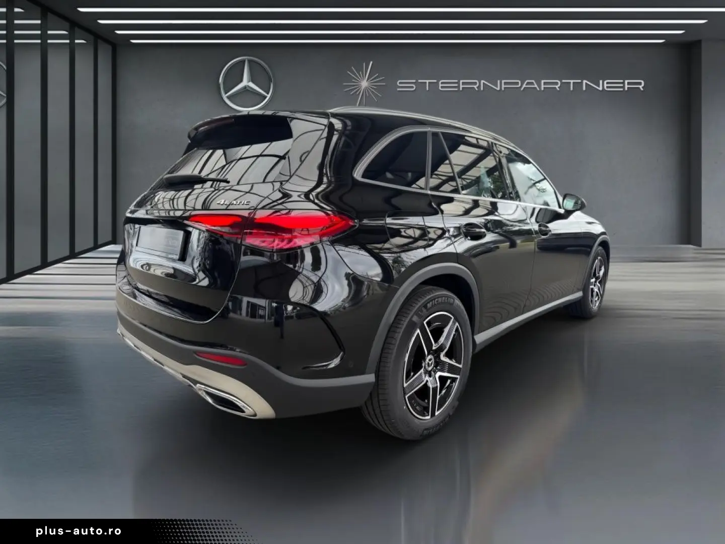 MERCEDES-BENZ GLC 200 4M AMG  Pano-D.  AHK  DISTR  Memory