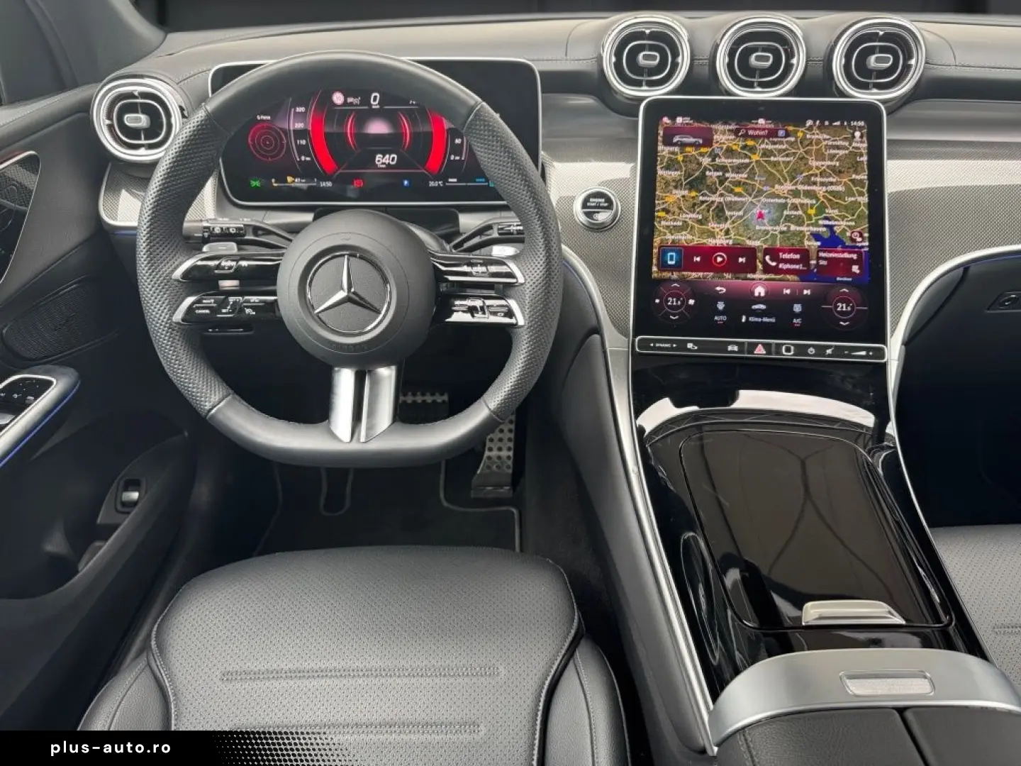 MERCEDES-BENZ GLC 200 4M AMG  Pano-D.  AHK  DISTR  Memory