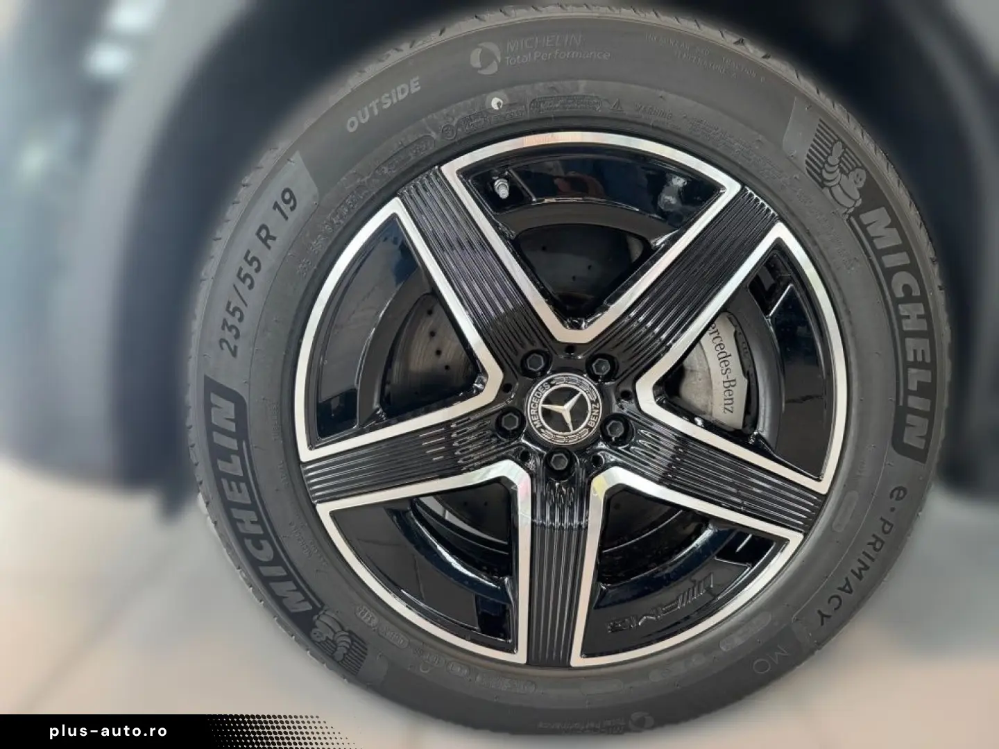 MERCEDES-BENZ GLC 200 4M AMG  Pano-D.  AHK  DISTR  Memory