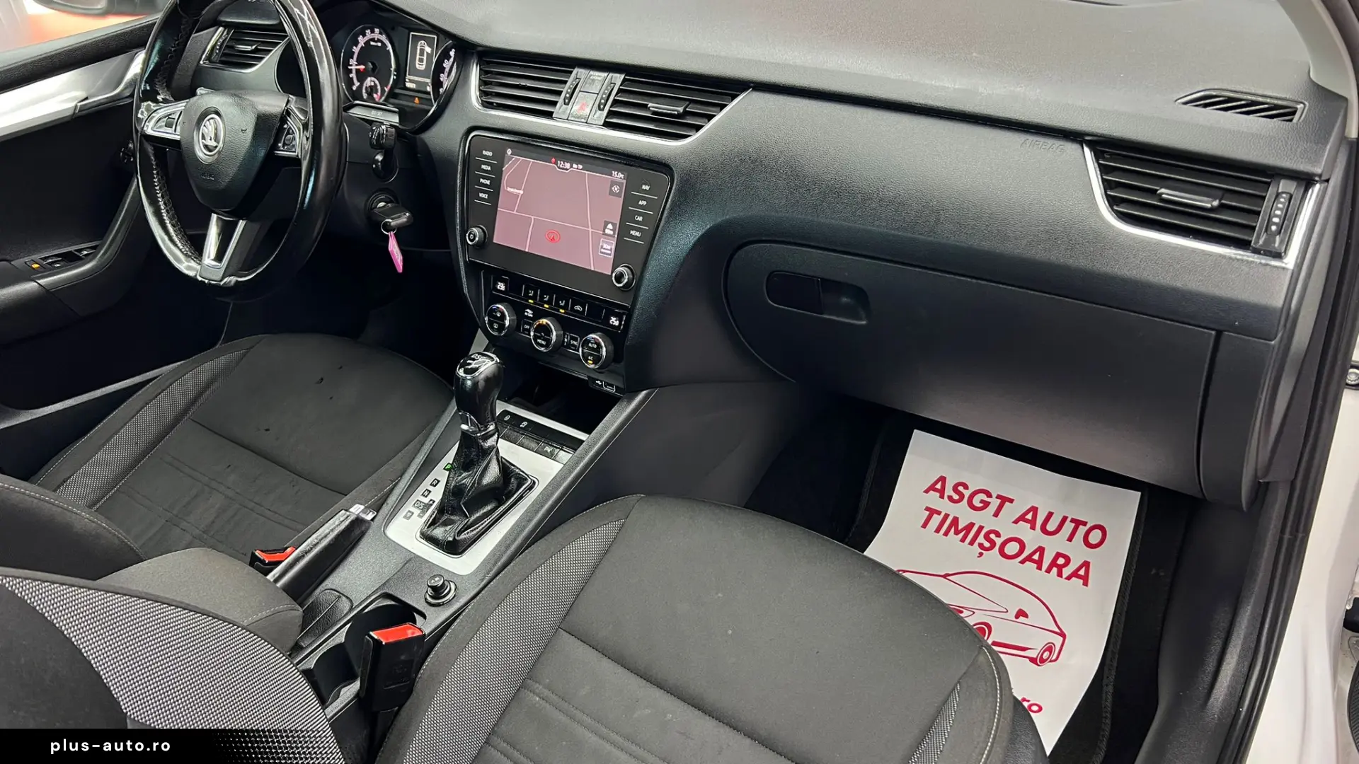 SKODA OCTAVIA  AN 2019  EURO 6  MOTOR 1.6 DIESEL  AUTOMATA
