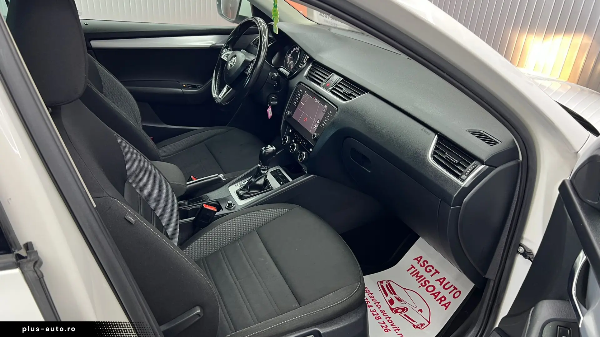 SKODA OCTAVIA  AN 2019  EURO 6  MOTOR 1.6 DIESEL  AUTOMATA