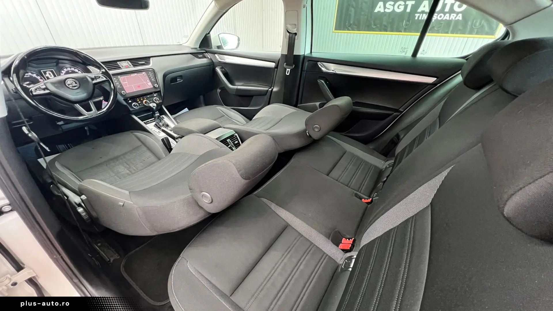SKODA OCTAVIA  AN 2019  EURO 6  MOTOR 1.6 DIESEL  AUTOMATA