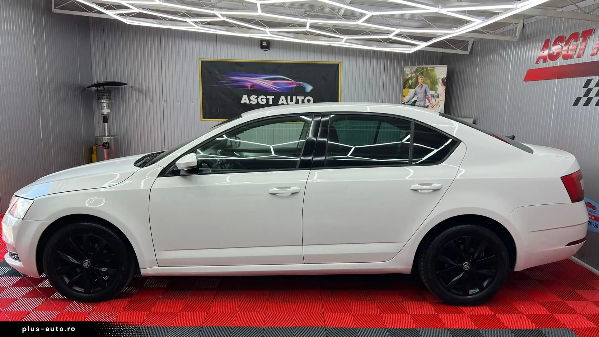 SKODA OCTAVIA  AN 2019  EURO 6  MOTOR 1.6 DIESEL  AUTOMATA