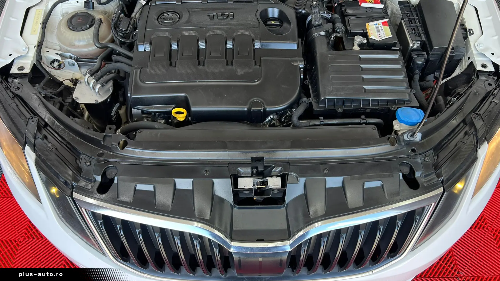 SKODA OCTAVIA  AN 2019  EURO 6  MOTOR 1.6 DIESEL  AUTOMATA