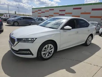Skoda Octavia 1.5 TSI MHEV Style DSG