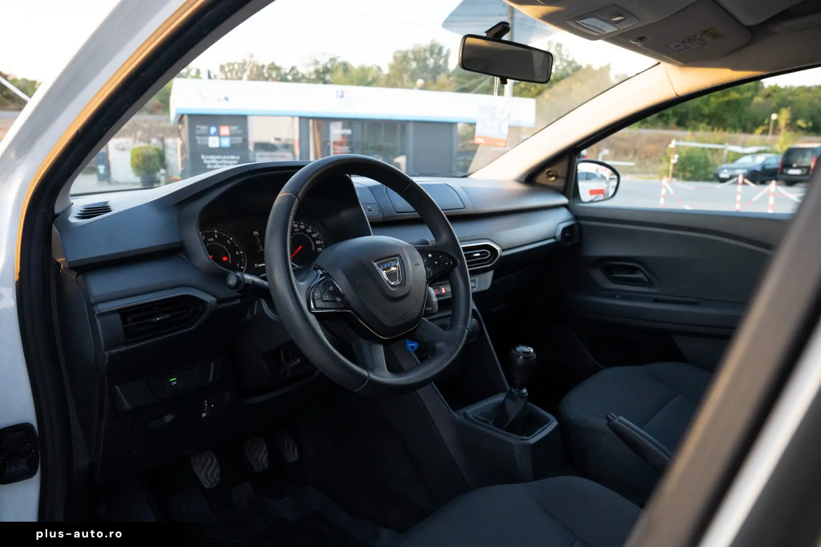 Dacia Logan Essential ECO-G 100