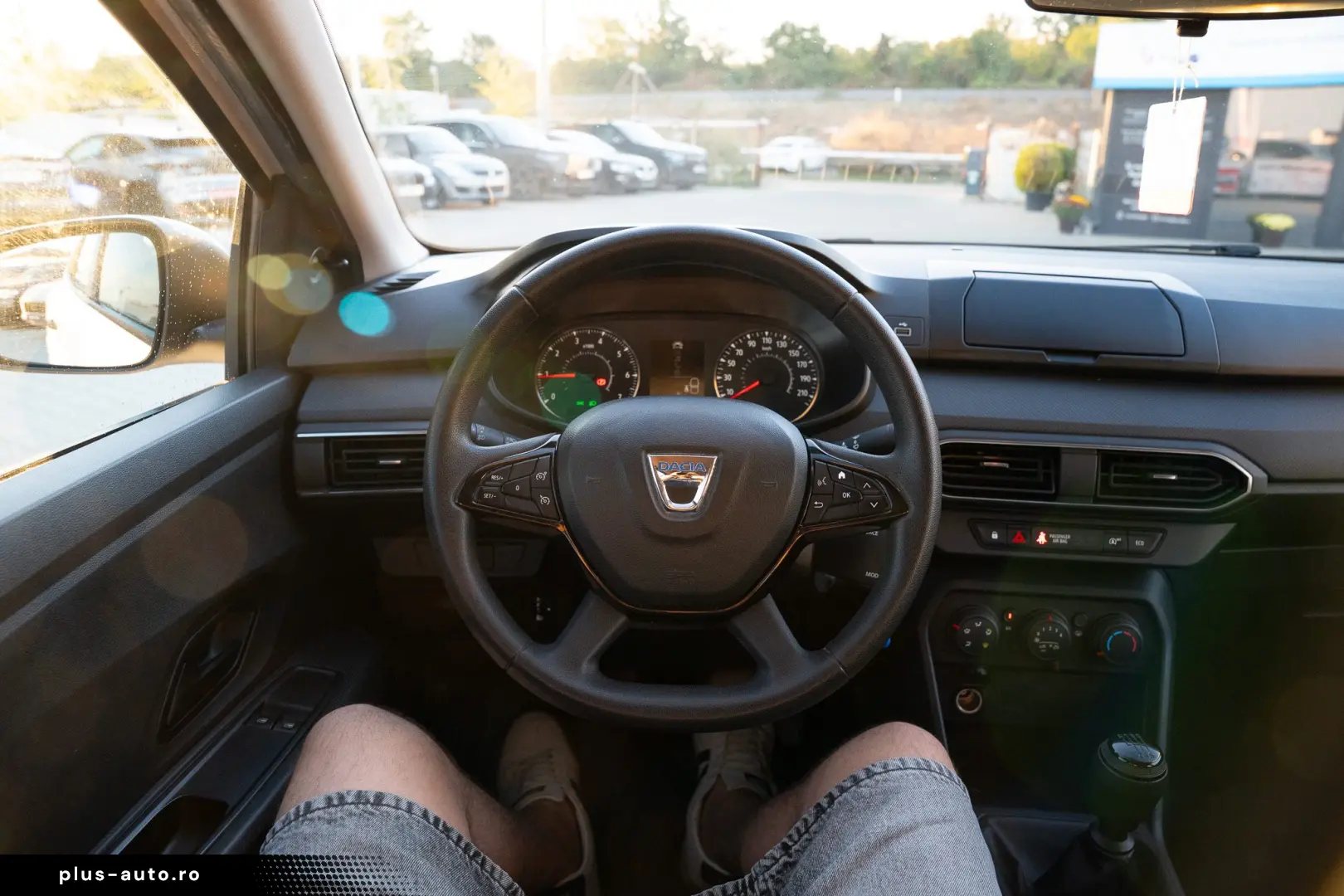Dacia Logan Essential ECO-G 100
