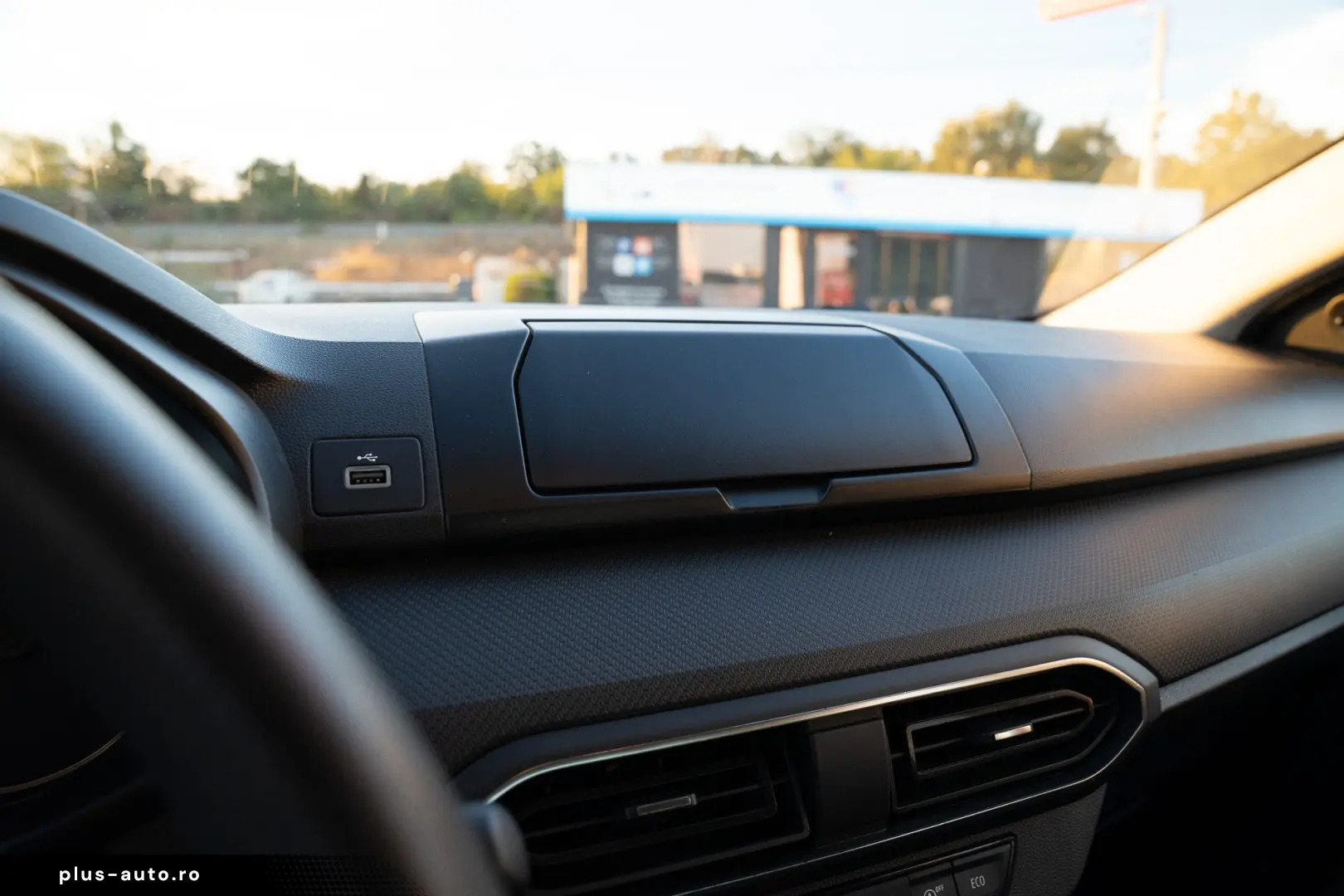 Dacia Logan Essential ECO-G 100